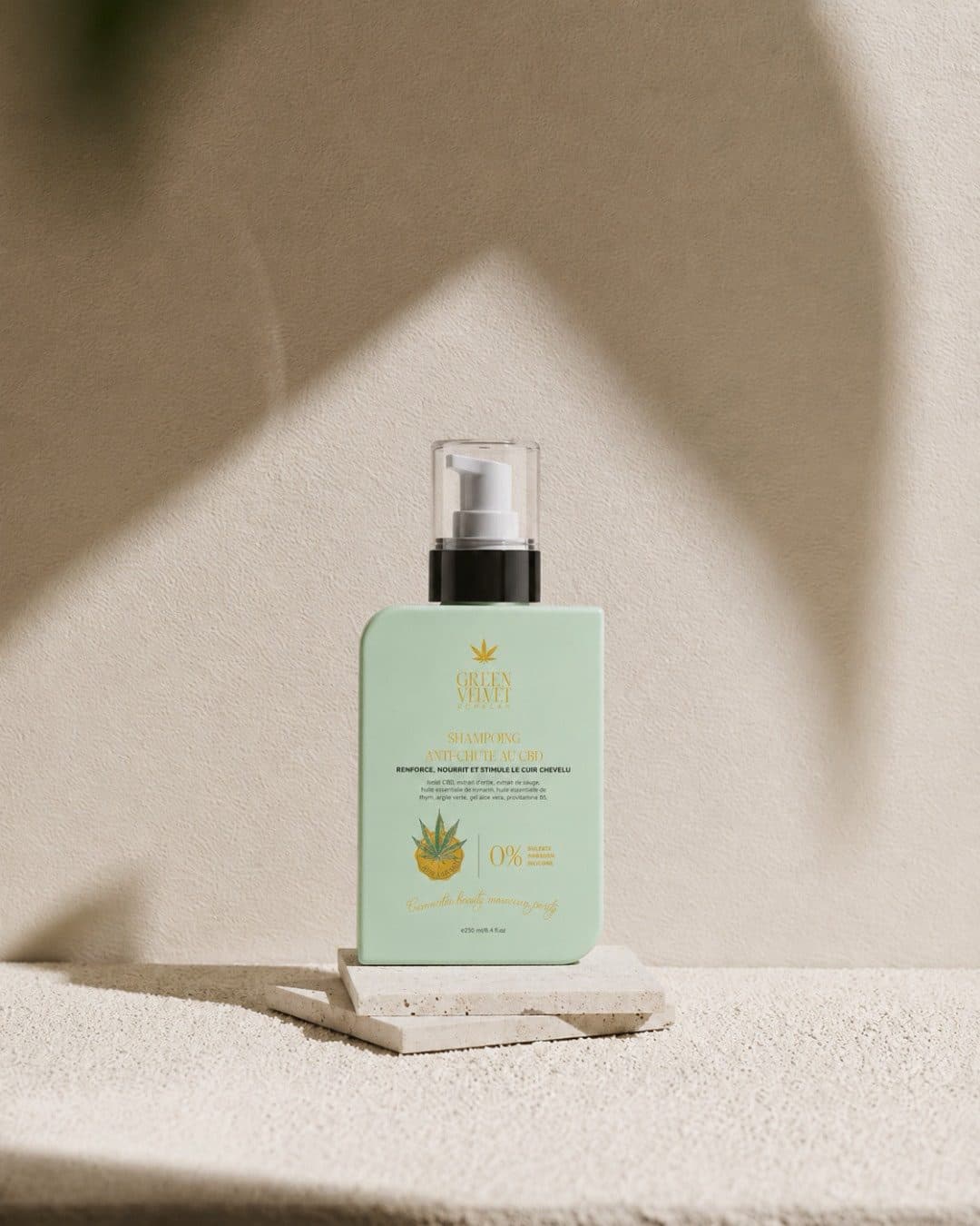 GREEN VELVET Shampooing Anti-Chute au CBD – 250 ml