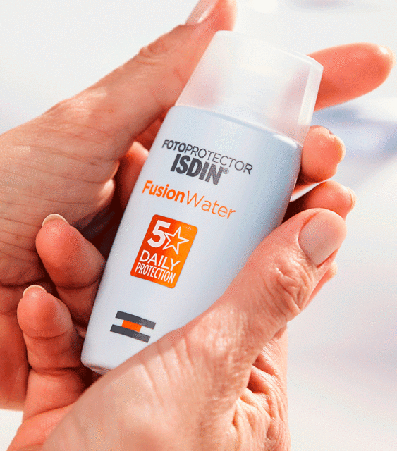 ISDIN ÉCRAN FUSION WATER COLOR MEDIUM SPF50+ 50ML